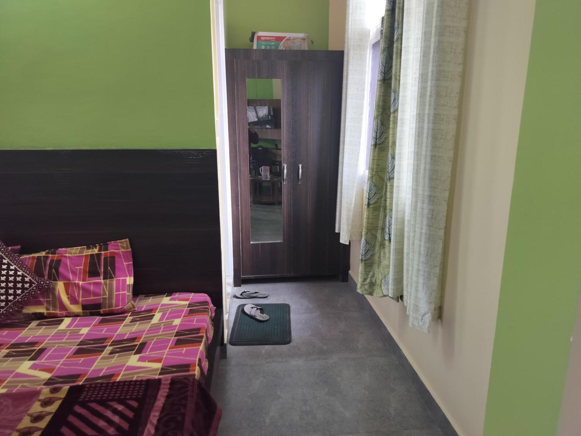 Tree Valley Homestay Chail Buitenkant foto